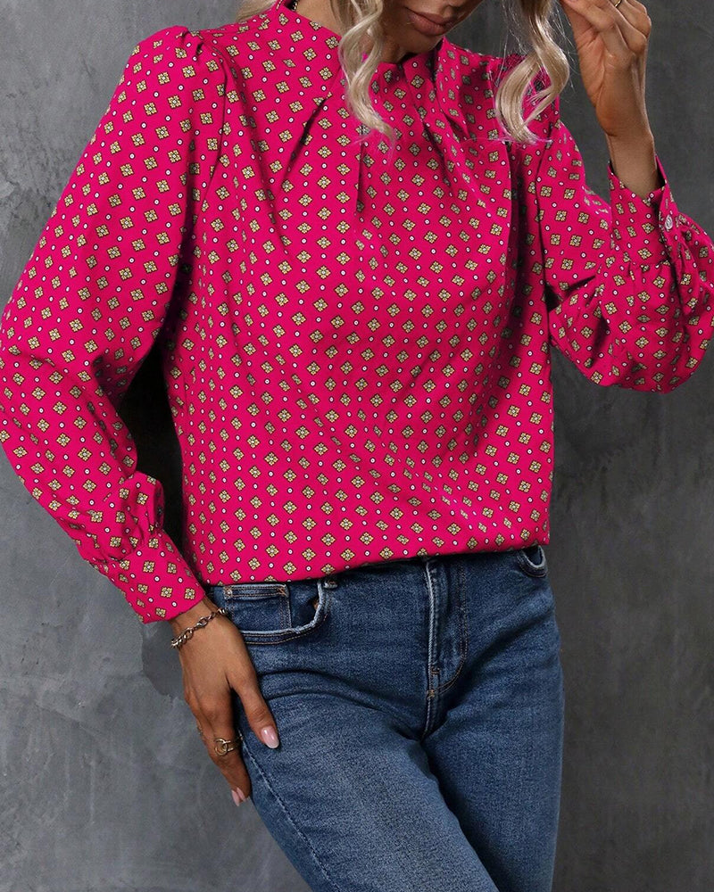Blus med vintagestil och tryck