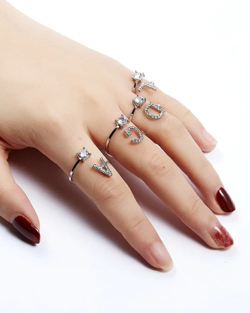 Ăppen zirkonia-ring med initialer