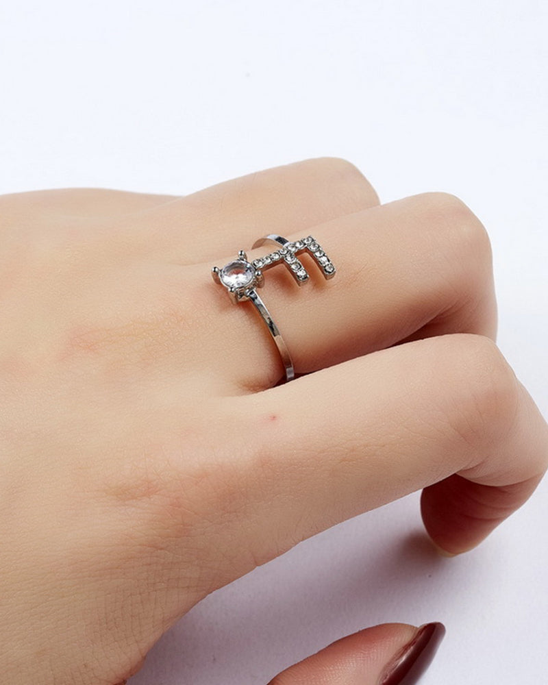 Ăppen zirkonia-ring med initialer