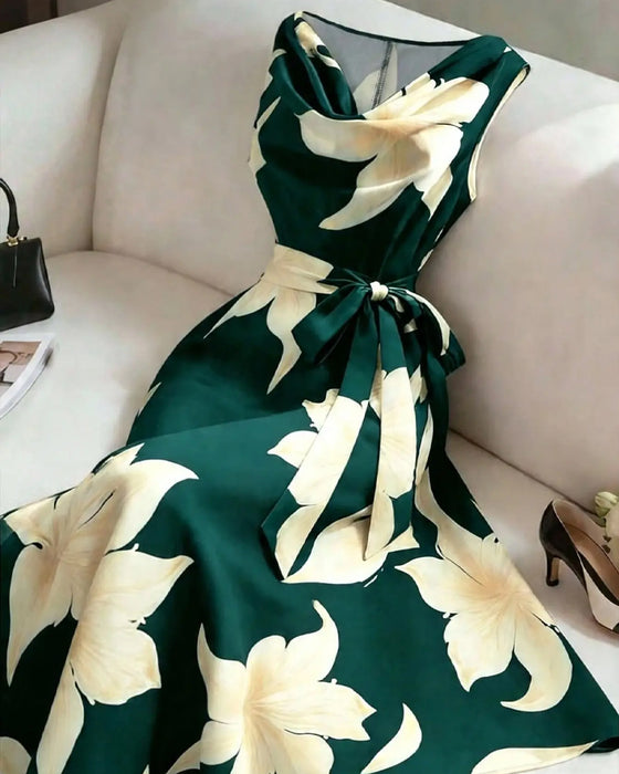 Klänning Mock Neck Ärmlös Blommig