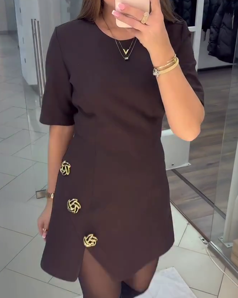 Enfärgad Rak Klänning Med 3d-Blommor