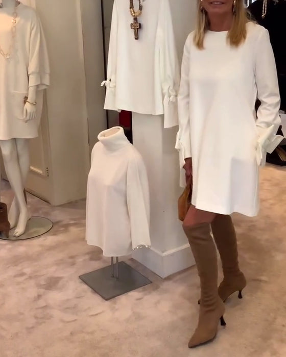 Klänning Modigt Rund Halsklaff Slängärm