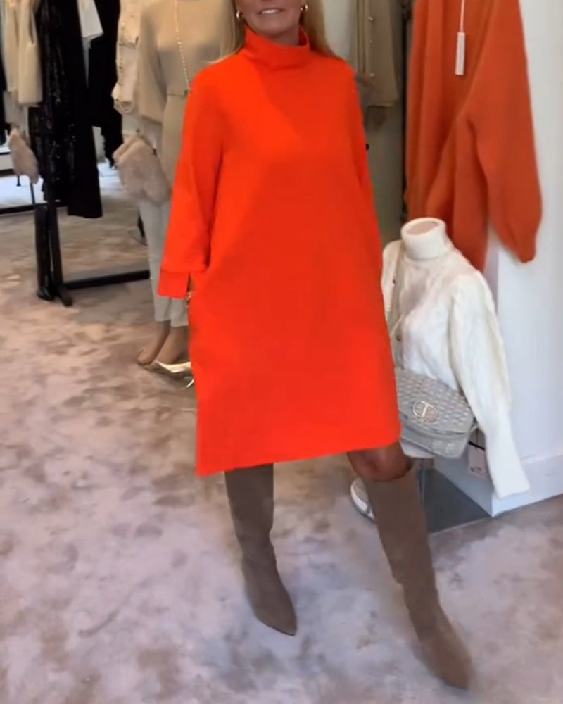 Enfärgad casual klänning med turtleneck
