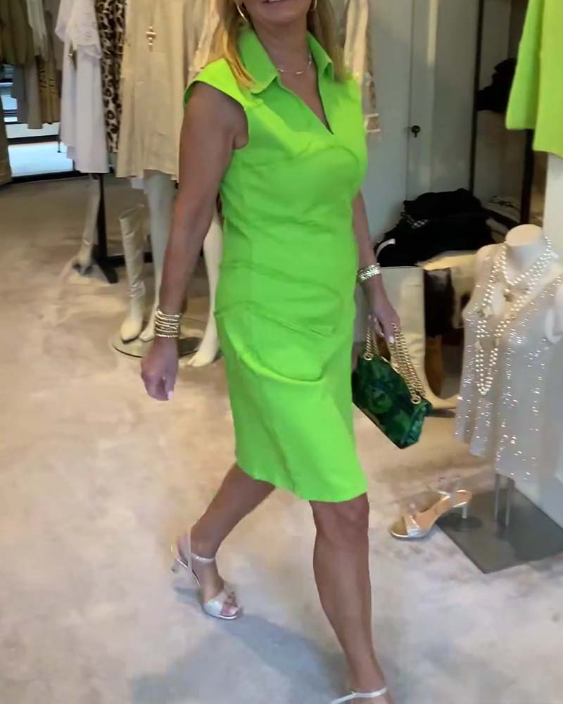 Klänning V-Ringad Ärmlös Åtsittande Midja