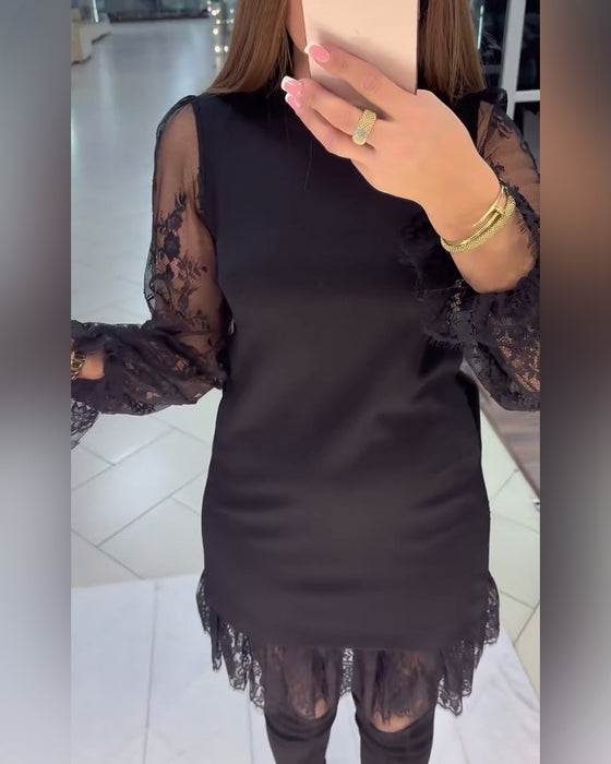 Spetskantad Lappverk Klänning