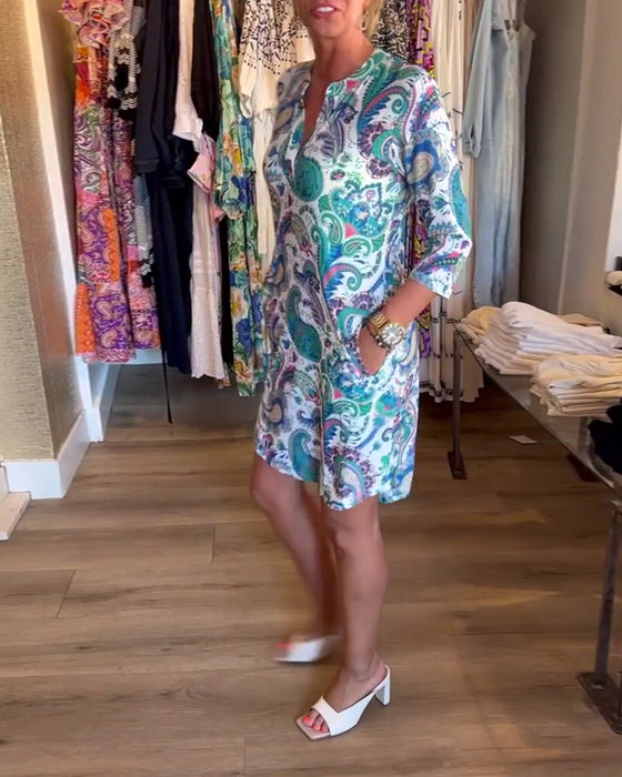 Paisleytryckt klänning med v-ringad ficka