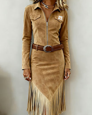 Enfärgad Klänning Med Halvblix Och Tofsar