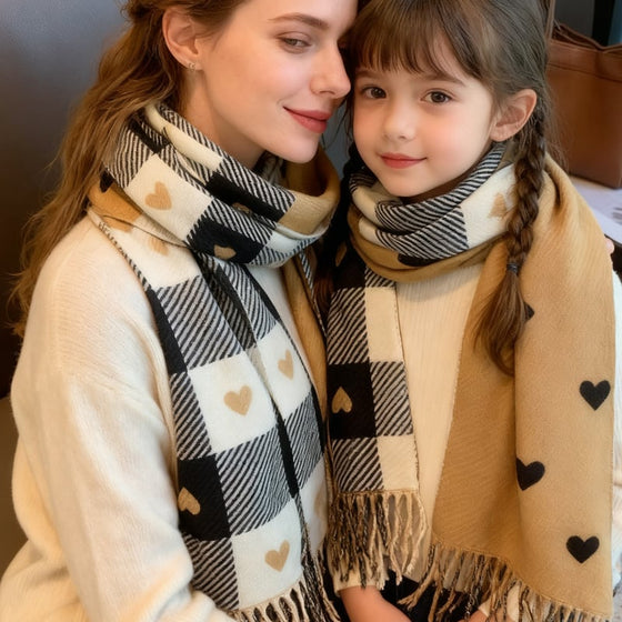 Cozy Heart Plaid Scarf – Mjuk Vinterwrap För Flickor Eller Par