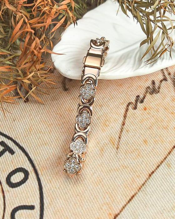 Koppararmband Med Fyraklöver