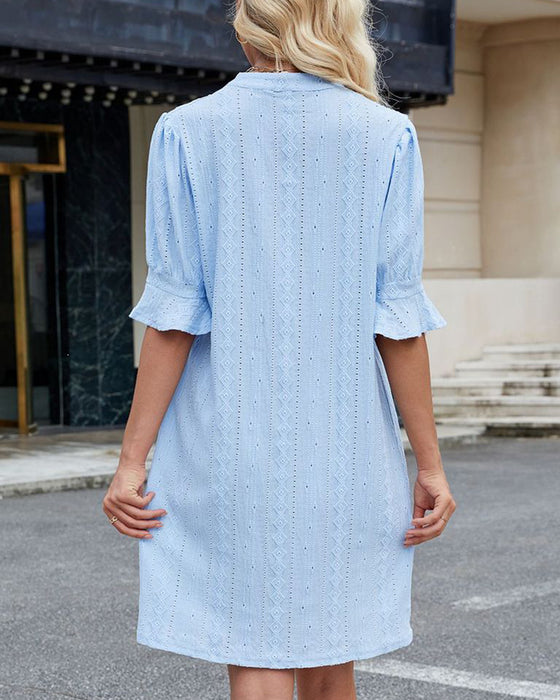 Klänning Enfärgad V-ringning