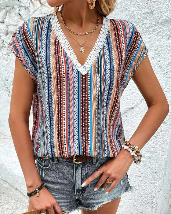 T-Shirt Färgglad Tryckt Spets V-Ringad