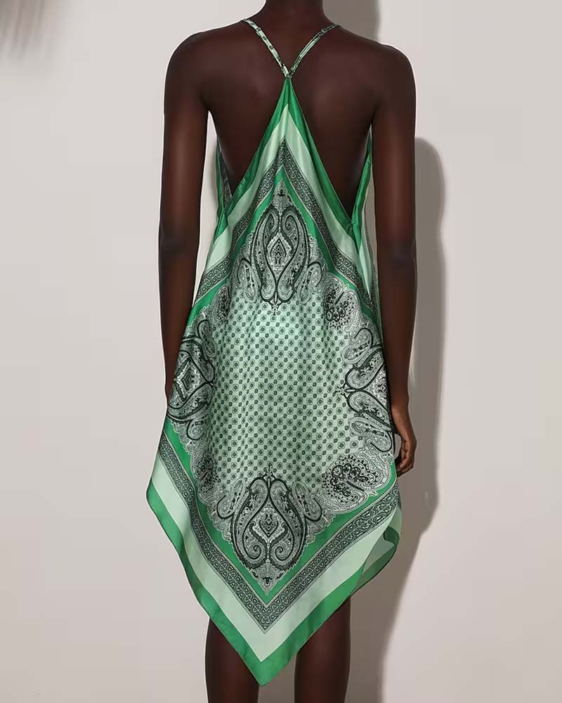 Klänning Oregelbunden Draperad Tryck