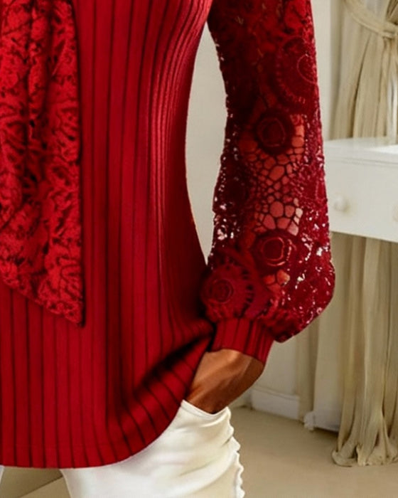 Enfärgad Blus Med Fluga Och Randigt Mönster