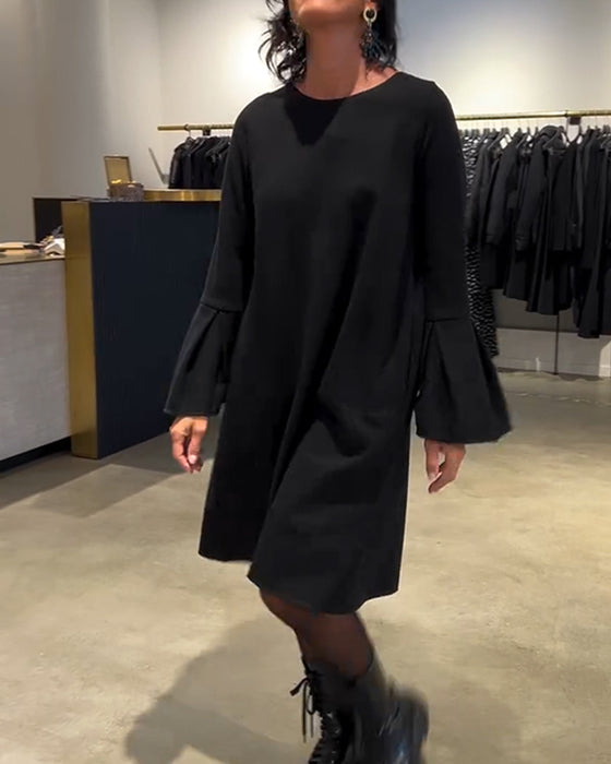 Klänning Enfärgad Flärpärm Rysch