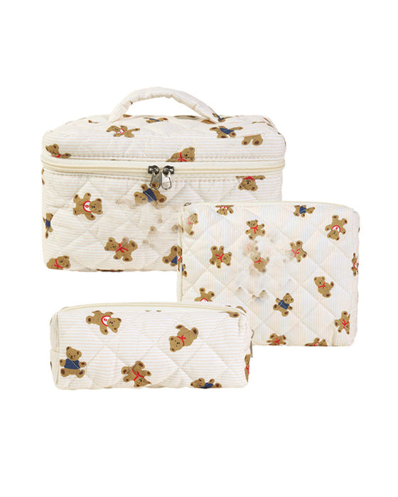 Set med kosmetikväska i tre delar