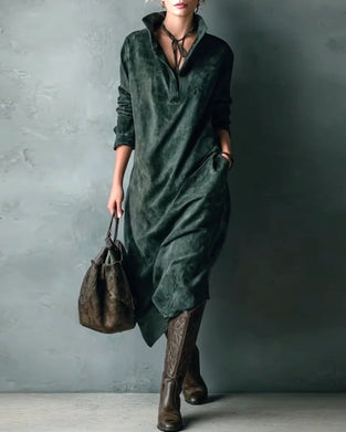 Elegant klänning med enfärgad ficka