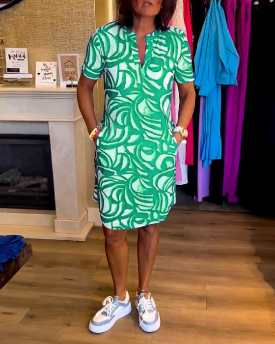 Kortärmad klänning med tryck