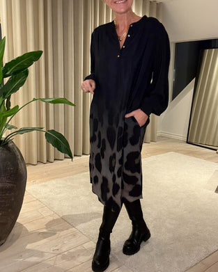 Klänning Långärmad Lös Tryckt