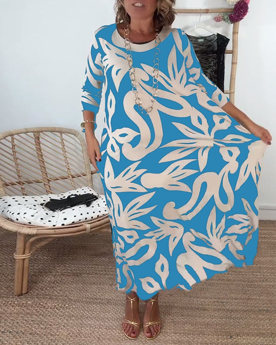 Klänning Med Rund Hals Och Långa Ärmar Med Tryck