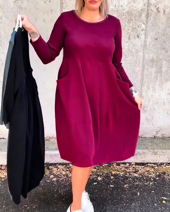 Klänning Med Rund Hals Och Lösa Lanternärmar