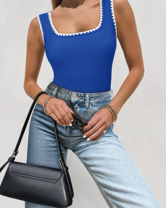 Linne A Fyrkantig Hals Åtsittande