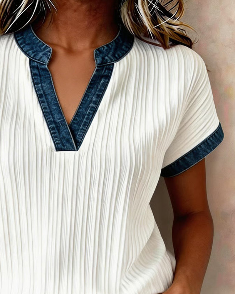 T-shirt Ribbad Jeans Sammanfogad