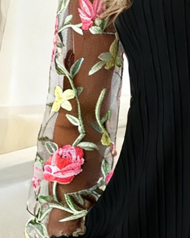 Kraftigt Broderad Långärmad Blus