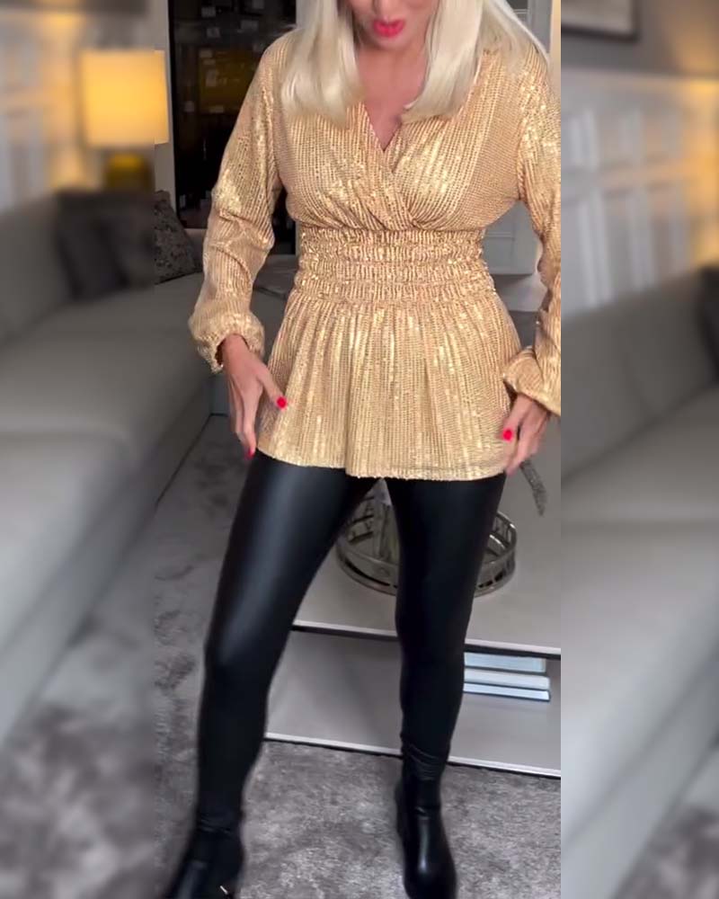 Enfärgad Blus Med V-Ringning Och Åtsittande Midja