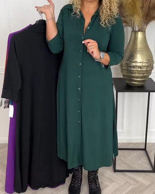 Enfärgad skjortklänning med knappar