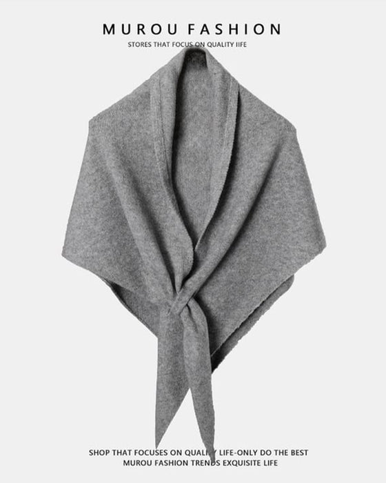 Sjalkappa Modern Enfärgad Triangel