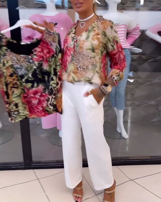 Blus Med V-Ringad Blommönster