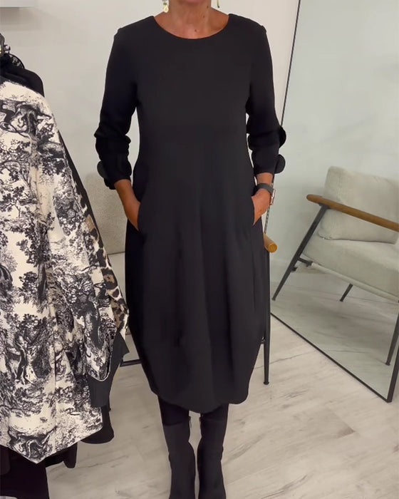 Klänning Rundhalsad Loose Fit Draperad Casual