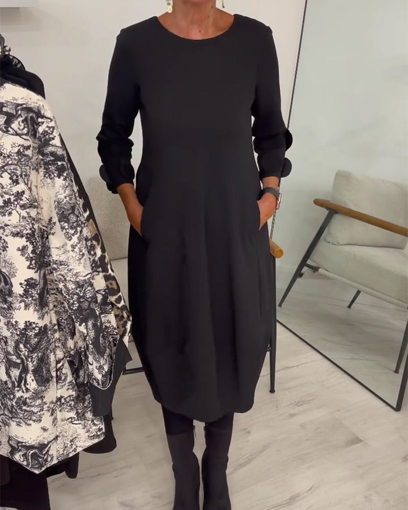 Klänning Rundhalsad Loose Fit Draperad Casual
