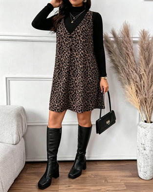 Set Turtleneck Slim Fit Leopardmönstrad Hängselkjol