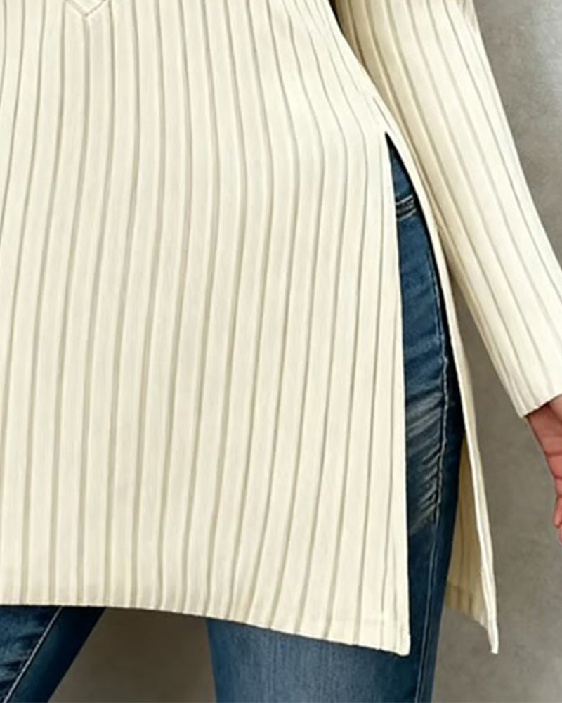 V-Ringad Topp I Enfärgad Randig Design