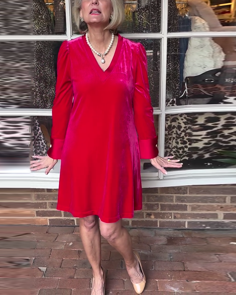 Elegant klänning med v-ringning, enfärgad