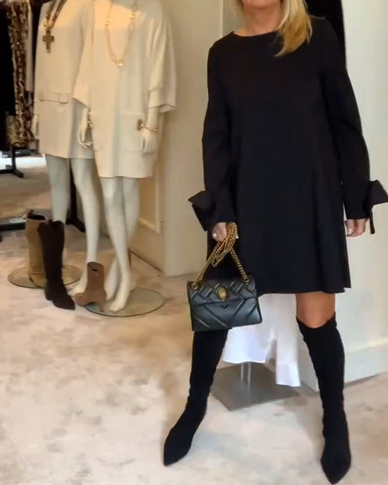 Klänning Modigt Rund Halsklaff Slängärm