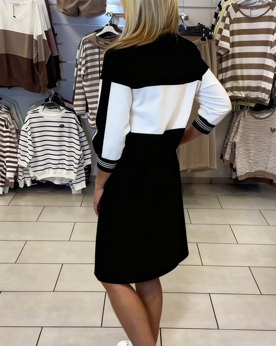 Klänning Med Kontrasterande Paneler