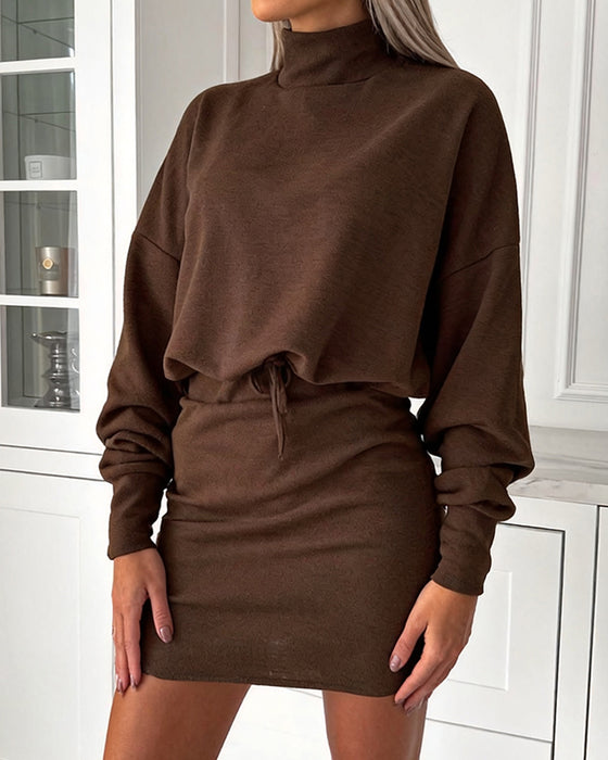 Kjol Hög Krage Modern Sidlinjerad