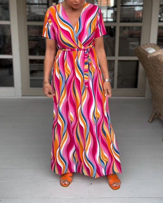 Färgglad tryckt kortärmad lång klänning med spets