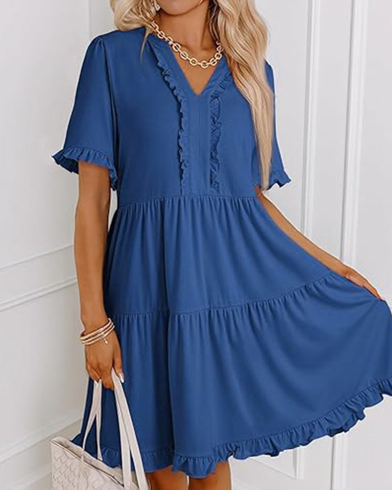 Klänning Rynkad Kant V-Ringning Lagerdelad Kant