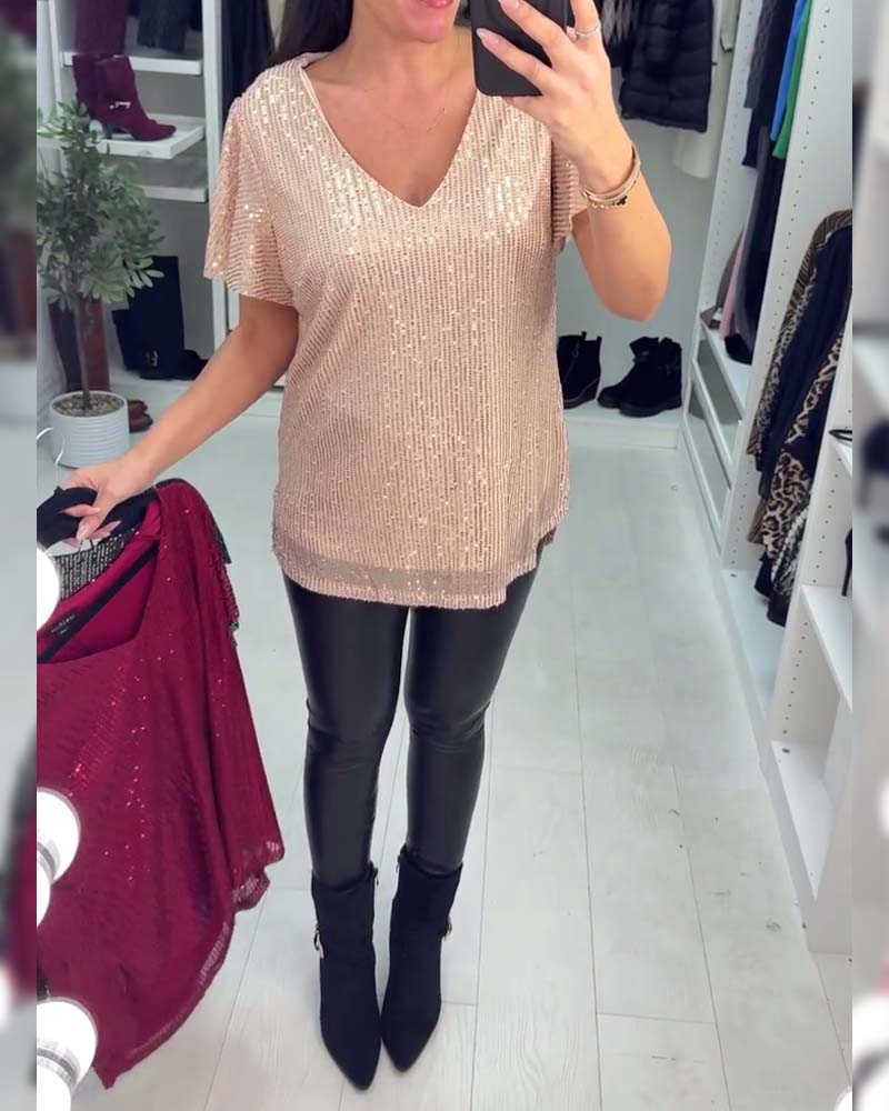Blus Med V-Ringning Och Korta Ärmar