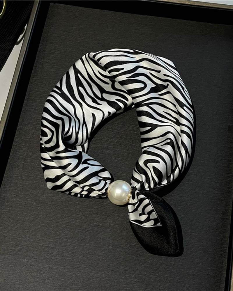 Lättillgänglig Glamour: Pärlhalsbandscarf 🧣