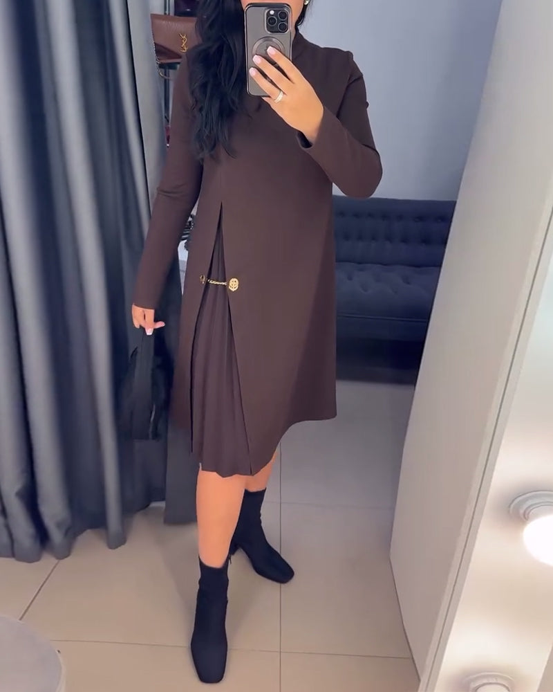 Elegant Klänning Med Målad Lapptäckt