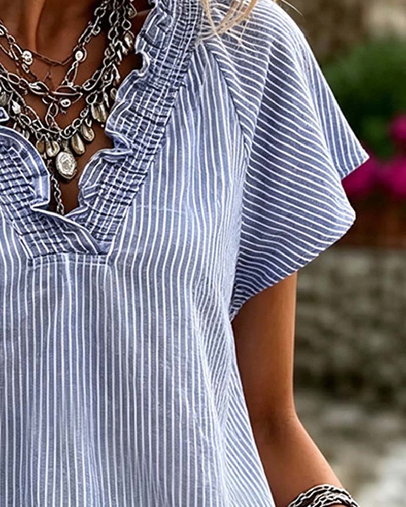 Blus V-Hals Rand Ruffle