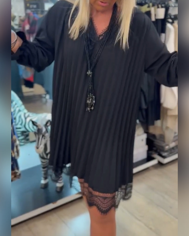 Klänning Spetskantad Plisserad Lös