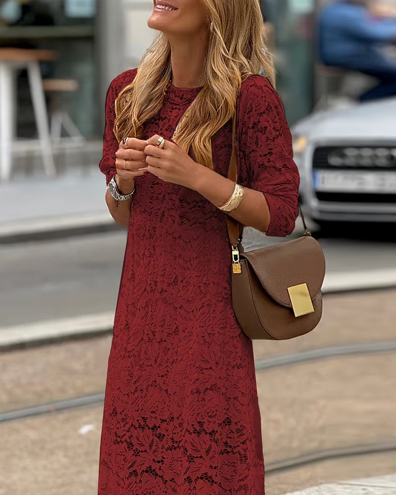 Elegant Enfärgad Klänning I Golvlängd