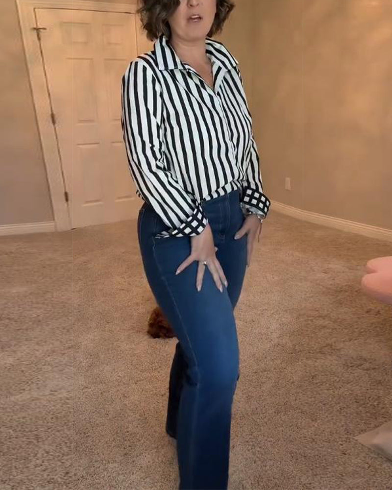 Blus Med Vertikala Strecket Mönster Och Elegant Stil