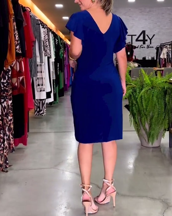 V-ringad sexig klänning med volangärm