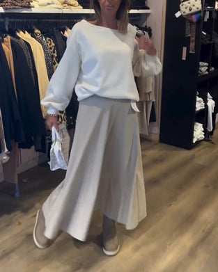 Enkel sweatshirt med kalla axlar